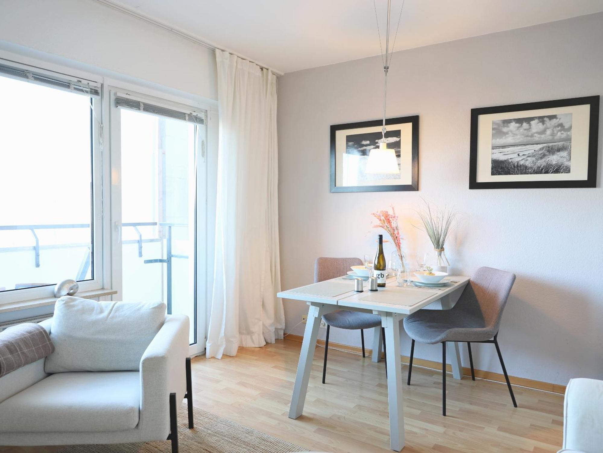 Modernes 2-Zimmer-Appartement Mit Balkon. 韦斯特兰 外观 照片
