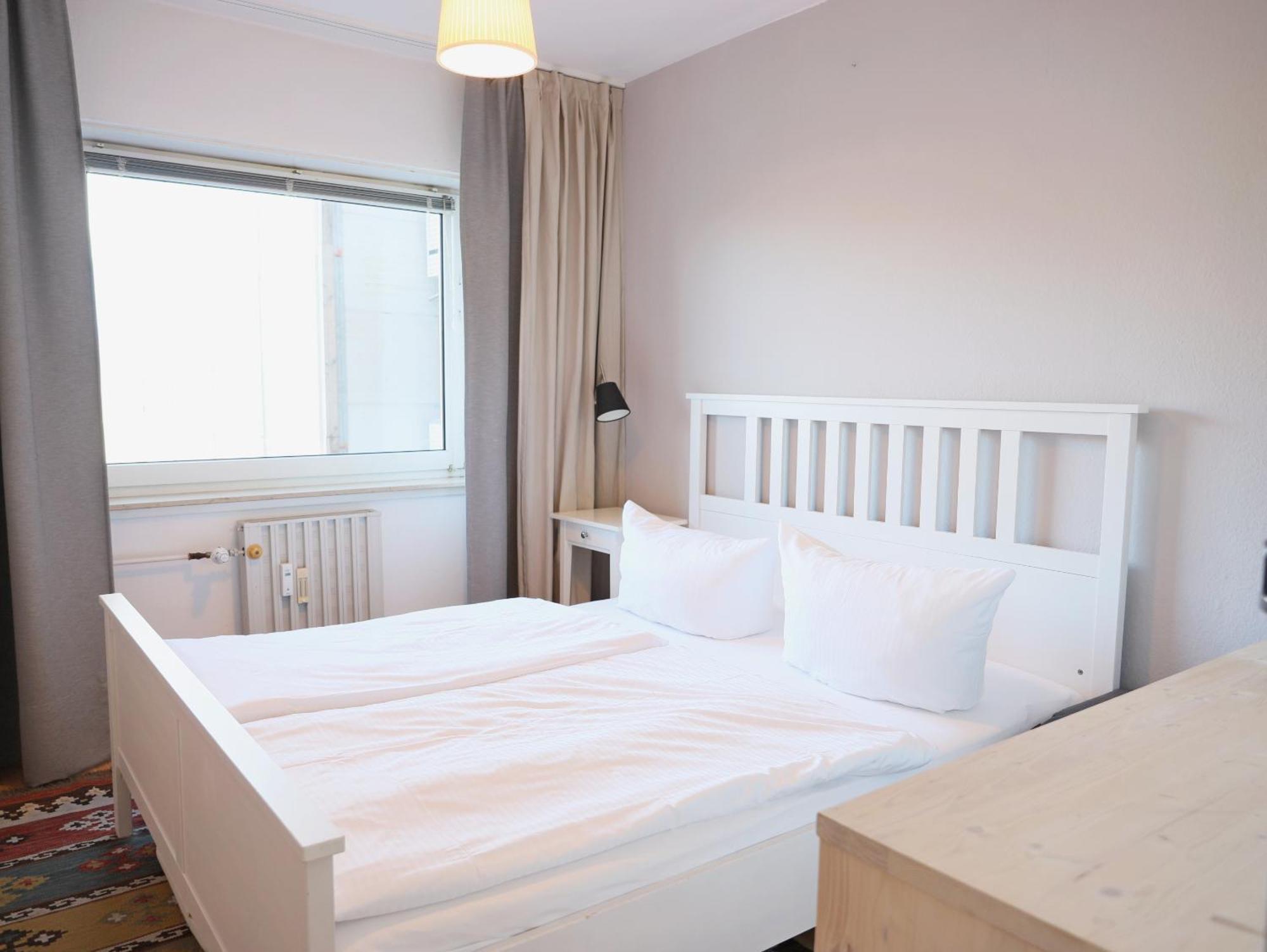 Modernes 2-Zimmer-Appartement Mit Balkon. 韦斯特兰 外观 照片