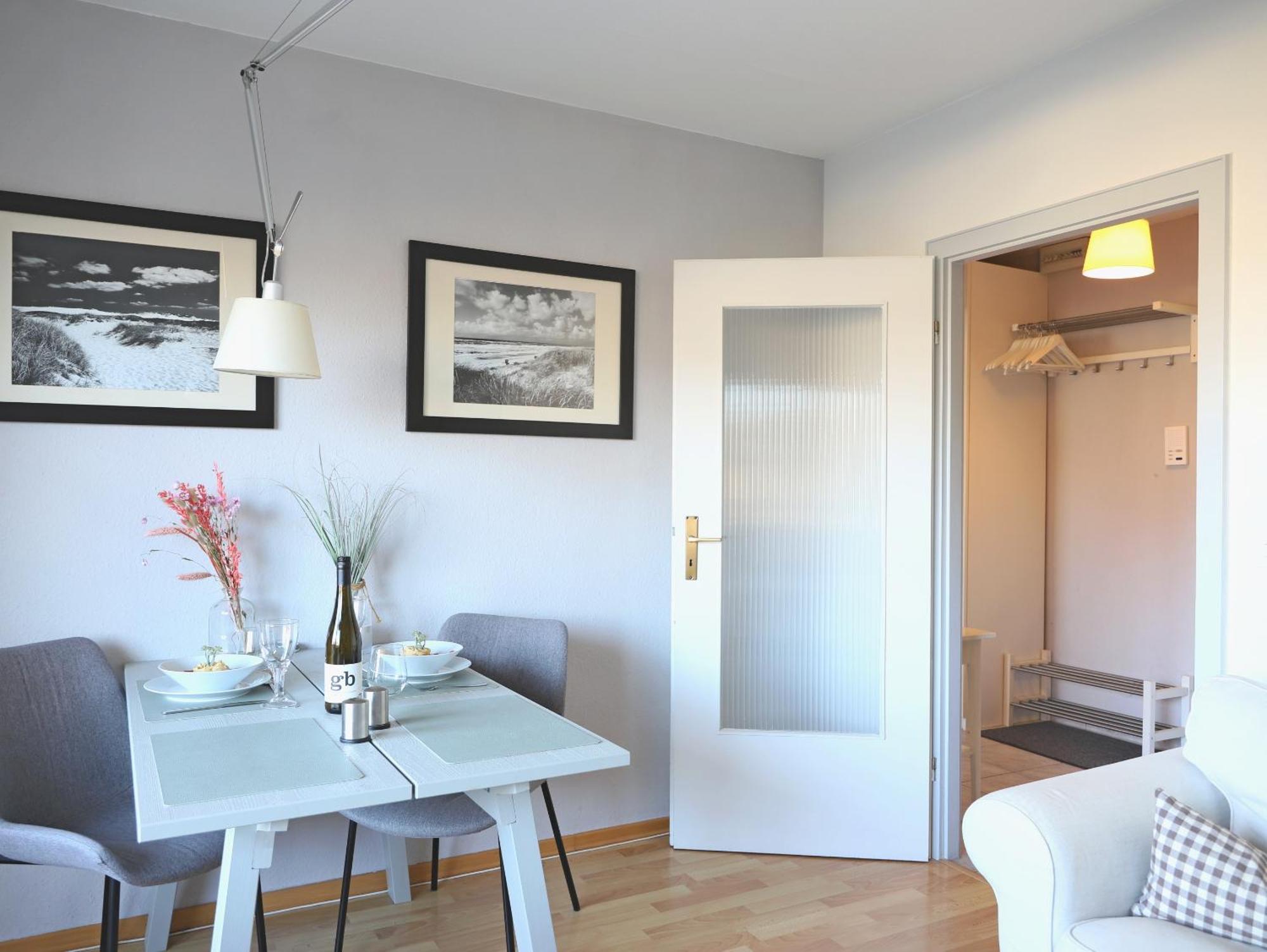 Modernes 2-Zimmer-Appartement Mit Balkon. 韦斯特兰 外观 照片